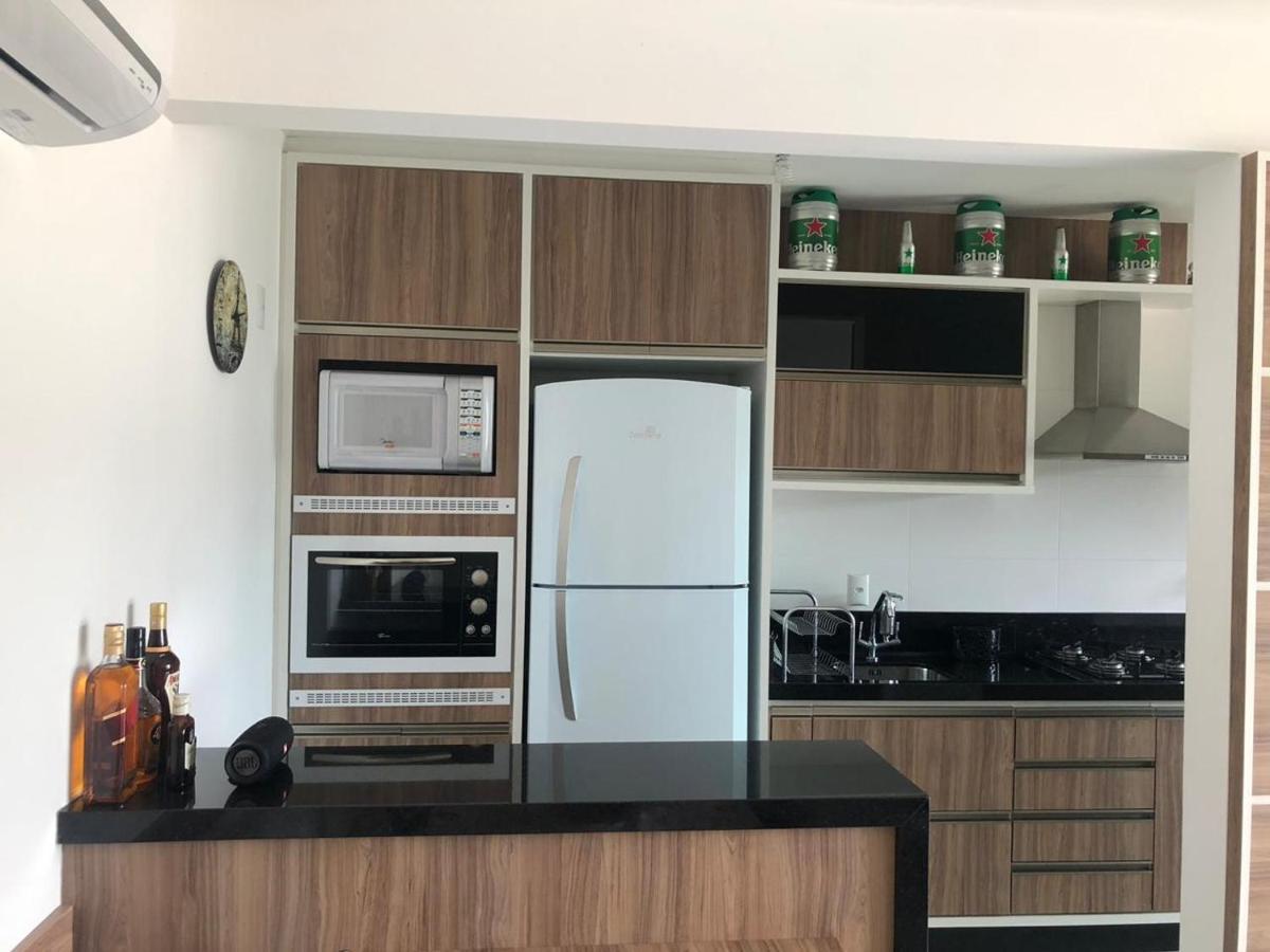 Appartamento Lindo Apartamento Praia De Palmas Governador Celso Ramos Esterno foto